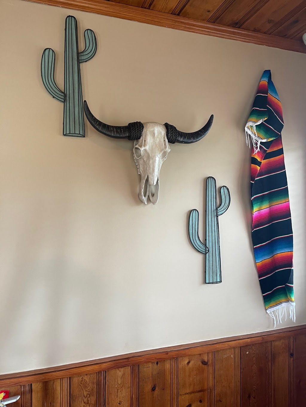 Los Tres Huastecos | restaurant | 1905 Poythress Rd, Wilson, NC 27893, USA | 2522891034 OR +1 252-289-1034