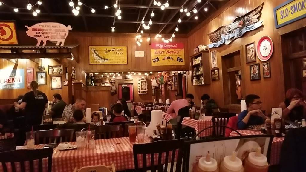 Famous Daves Bar-B-Que | restaurant | 100 W Main St, Christiana, DE 19702, USA | 3027370300 OR +1 302-737-0300