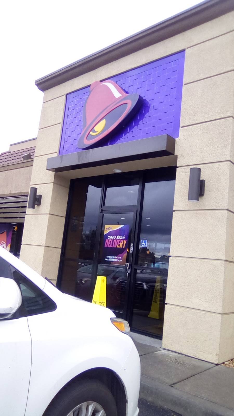 Taco Bell | meal takeaway | 41005 Winchester Rd, Temecula, CA 92591, USA | 9512963935 OR +1 951-296-3935