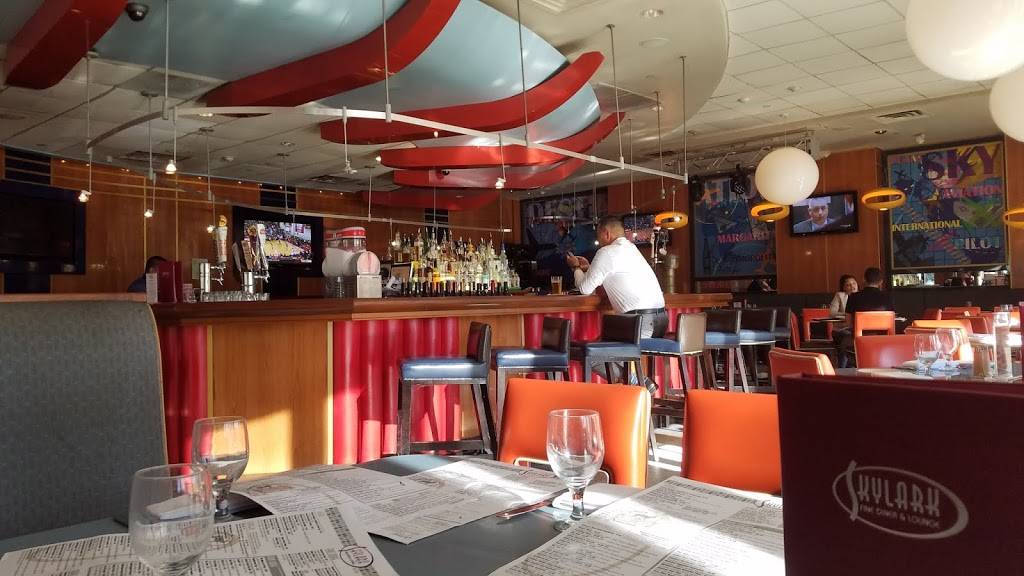 Skylark Diner & Lounge | restaurant | 17 Wooding Ave, Edison, NJ 08817, USA | 7327777878 OR +1 732-777-7878
