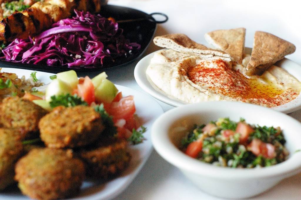 Oasis Falafel | restaurant | 206 N Linn St, Iowa City, IA 52245, USA | 3193587342 OR +1 319-358-7342