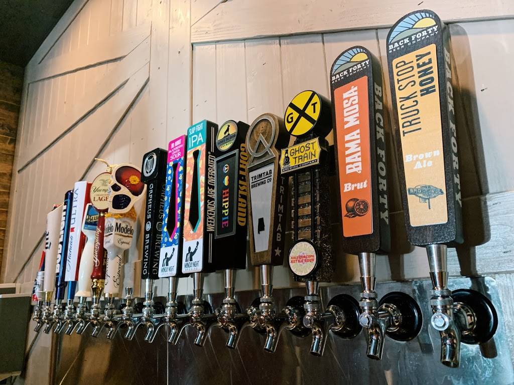 Atomic Johnnys | restaurant | 510 Broad St, Gadsden, AL 35901, USA | 2564595020 OR +1 256-459-5020