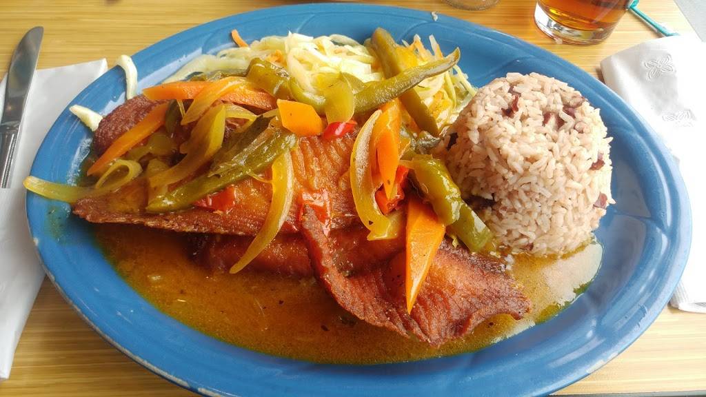 Carenas Jamaican Grille | restaurant | 7102 Midlothian Turnpike, Richmond, VA 23225, USA | 8044225375 OR +1 804-422-5375