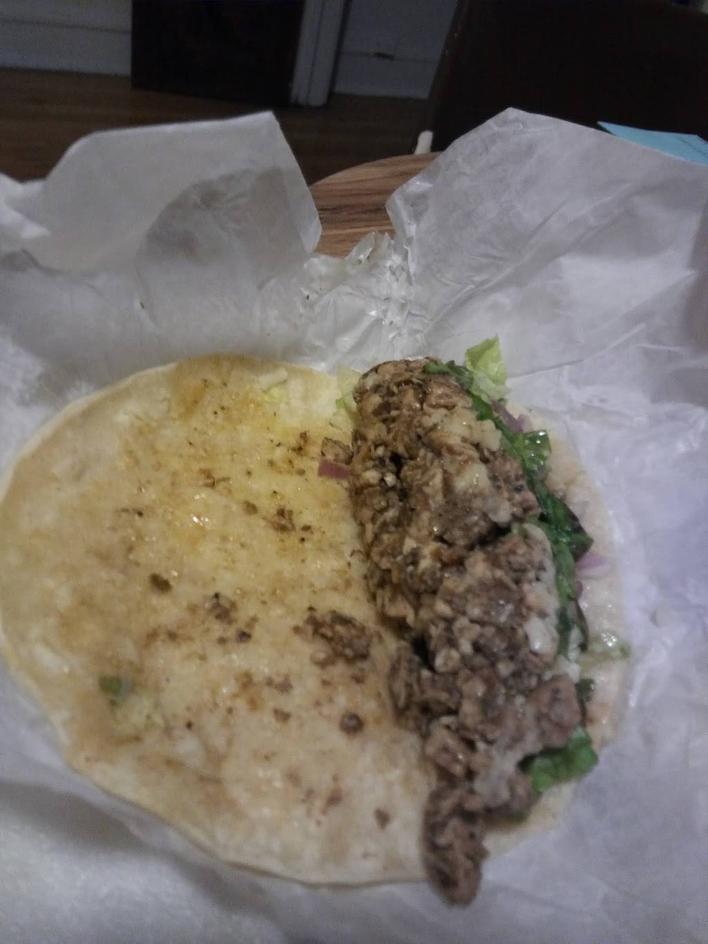 Deli King Inc | meal takeaway | 410 W 71st St, Chicago, IL 60621, USA | 7738559173 OR +1 773-855-9173