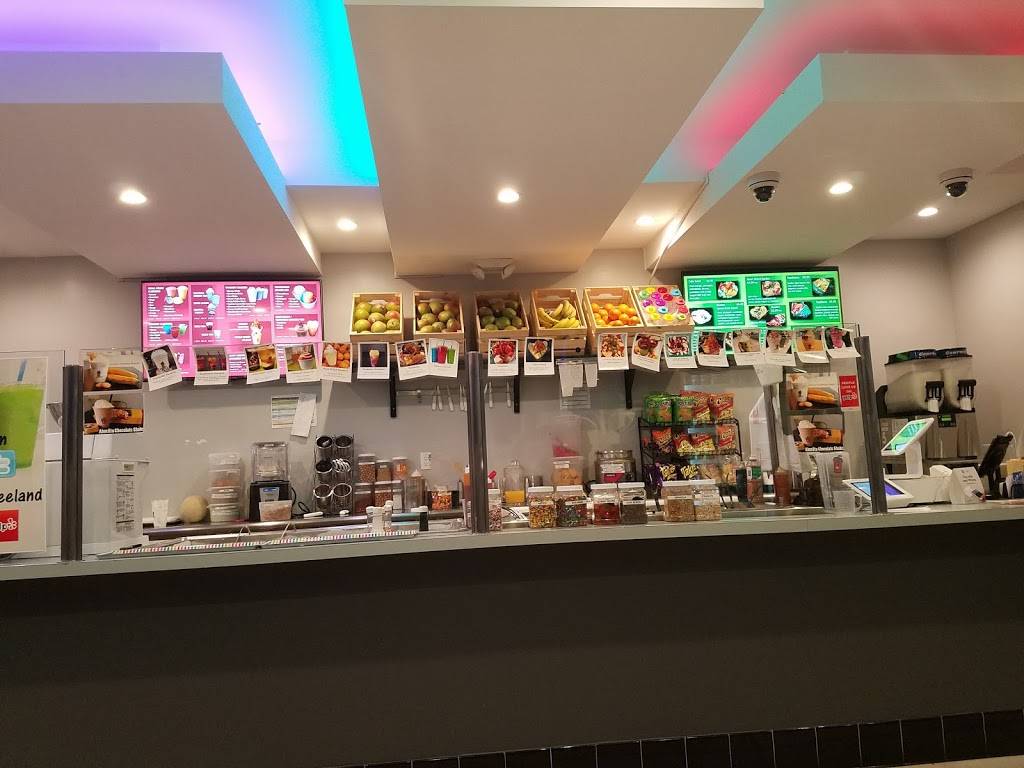 Slusheeland - Frozen Treats and Snacks | meal takeaway | 19100 Ventura Blvd Unit F, Tarzana, CA 91356, USA | 8185786985 OR +1 818-578-6985