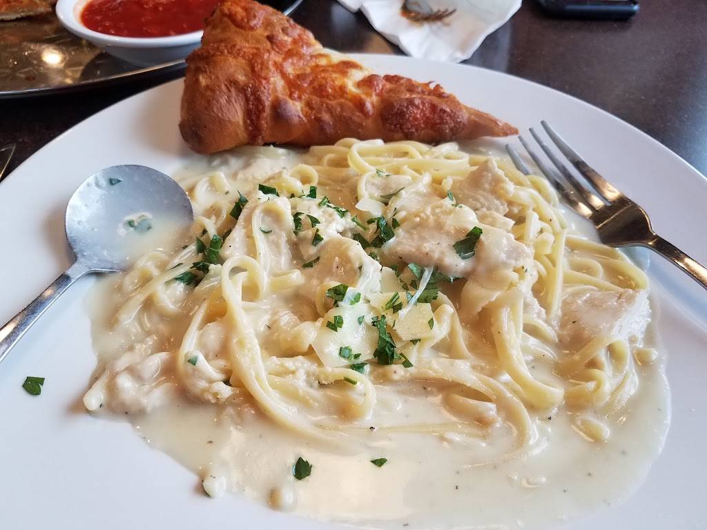 Town Pizza II | restaurant | 18 Kingstown Rd, Richmond, RI 02898, USA | 4015390005 OR +1 401-539-0005