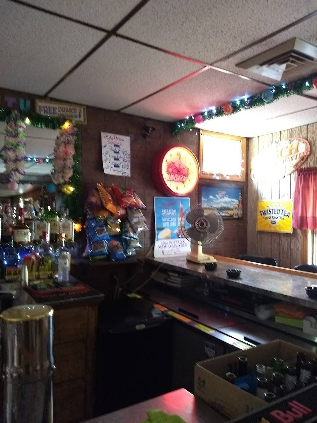 TimBucTu Bar & Grill | restaurant | 7928 Clear Shade Dr, Windber, PA 15963, USA | 8144670070 OR +1 814-467-0070