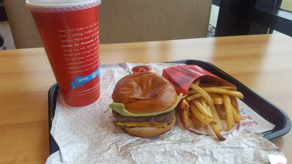 Wendys | restaurant | 115 Stewart Avenue, Ridley Park, PA 19078, USA | 6105211241 OR +1 610-521-1241