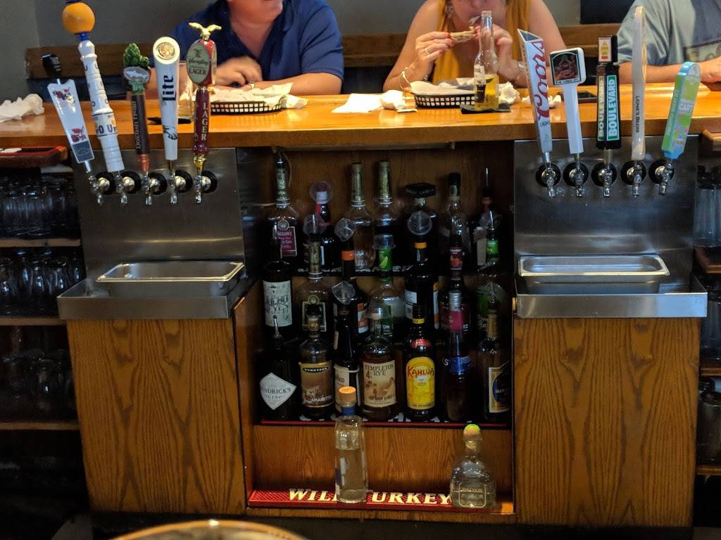 Trio Bar And Grill | restaurant | 3707 Marietta Ave, Columbia, PA 17512, USA | 7172850888 OR +1 717-285-0888