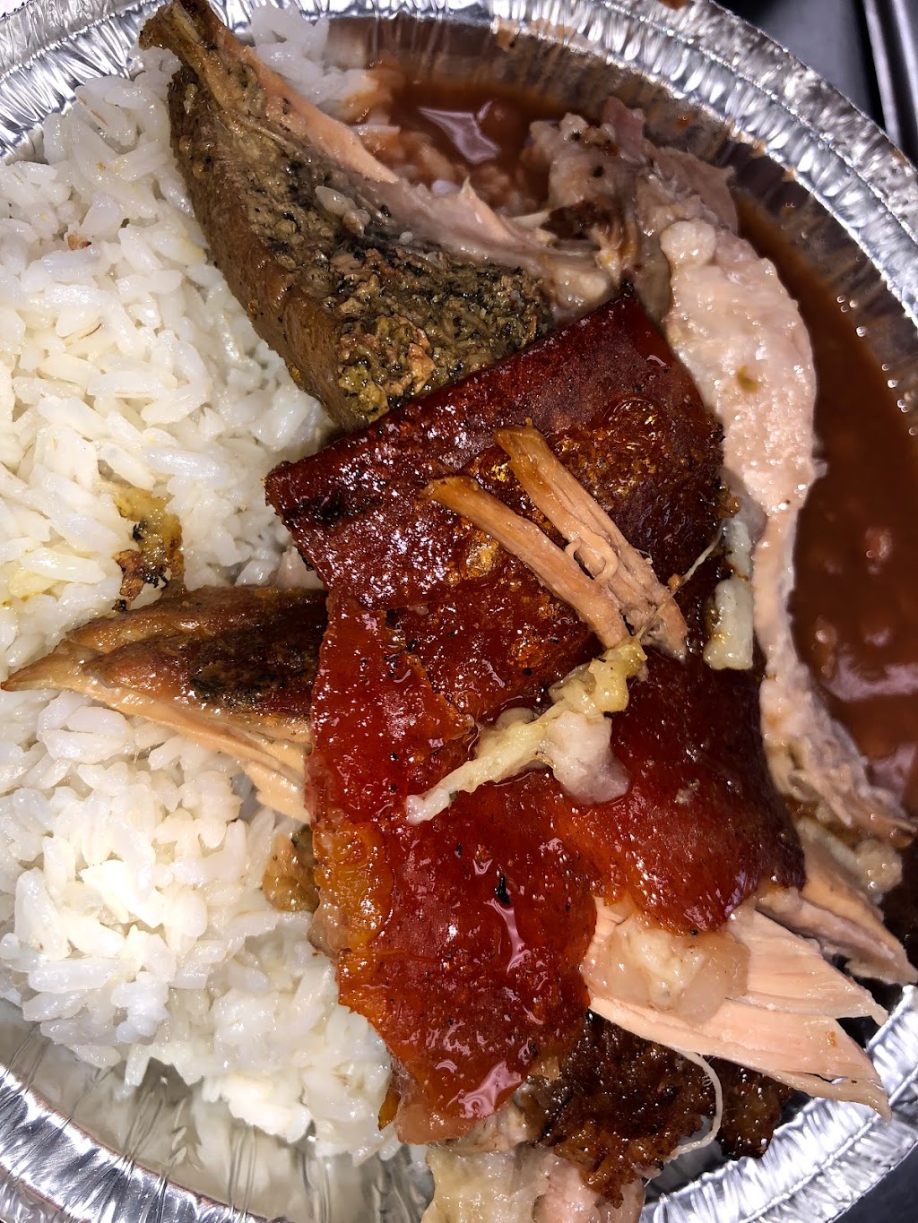 La Sierra Restaurant | meal delivery | 3401 N Front St, Philadelphia, PA 19140, USA | 2154254249 OR +1 215-425-4249