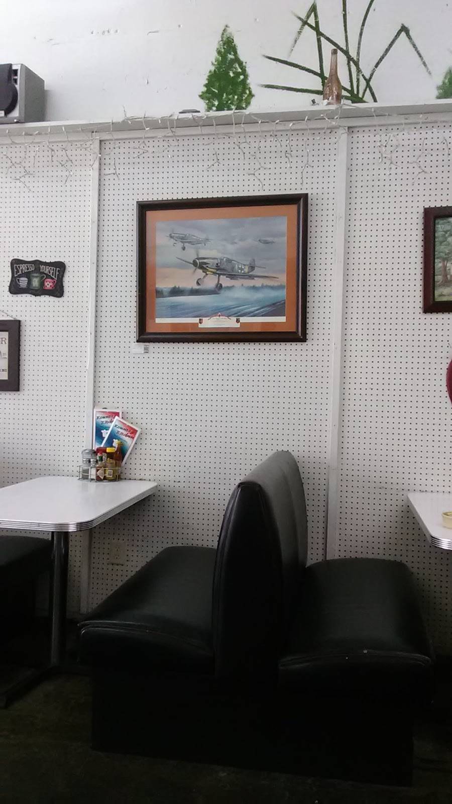 Kountry Kitchen | restaurant | 109 W Moore Ave, Terrell, TX 75160, USA | 9725632176 OR +1 972-563-2176