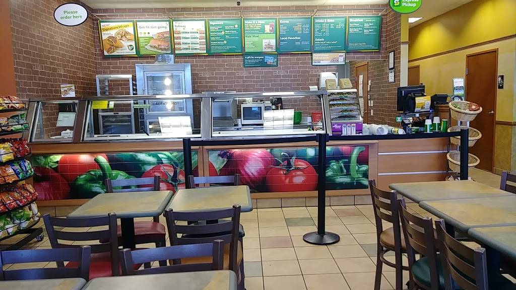 Subway Restaurants | restaurant | 5030 Trail Lake Dr, Fort Worth, TX 76133, USA | 8172941104 OR +1 817-294-1104
