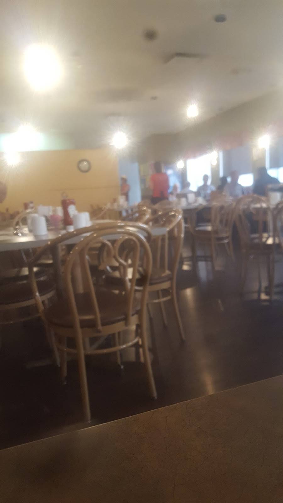 Restaurant La Grille | restaurant | 2725, 25E av, Saint-Prosper, QC G0M 1Y0, Canada | 4185941960 OR +1 418-594-1960