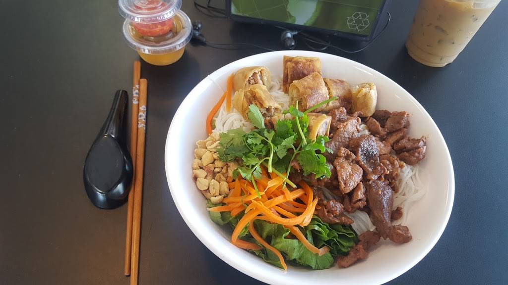 Hue Cafe and Deli | restaurant | 5370 Jonesboro Rd STE B, Lake City, GA 30260, USA | 6789732857 OR +1 678-973-2857