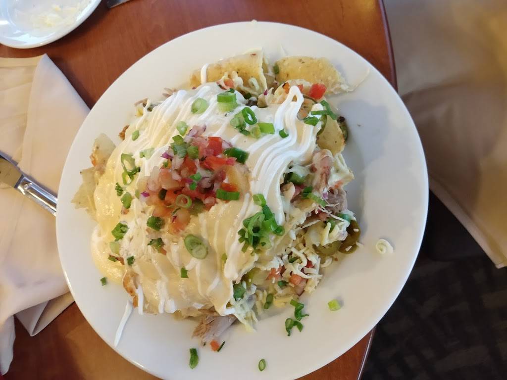 Decoys Seafood | restaurant | 3305 Ferry Rd, Suffolk, VA 23435, USA | 7579771081 OR +1 757-977-1081