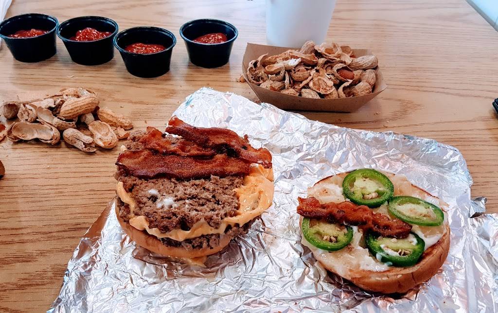 Five Guys | meal takeaway | 2300 Hennepin Ave S, Minneapolis, MN 55405, USA | 6122249161 OR +1 612-224-9161