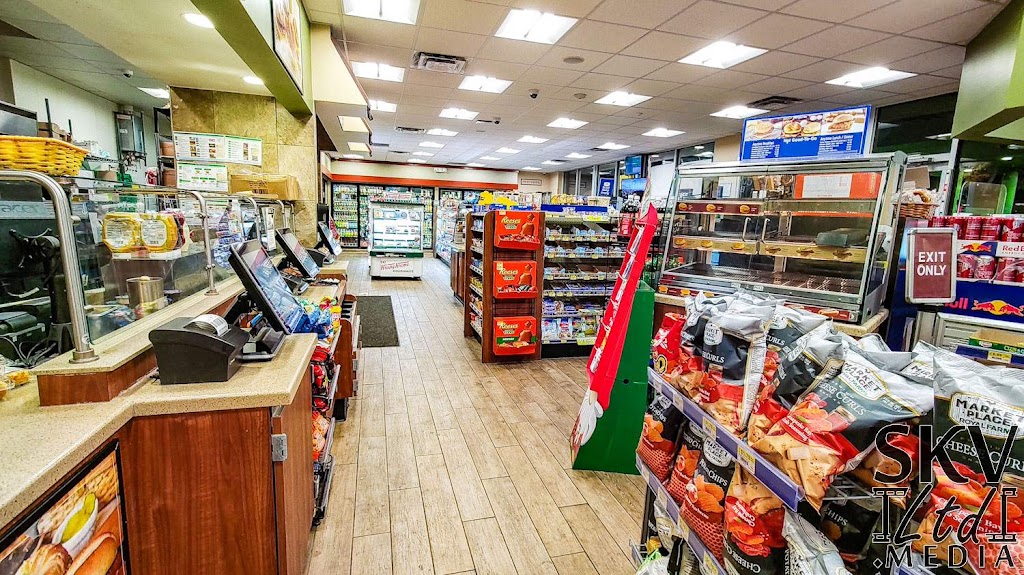 Royal Farms | meal takeaway | 1021 Middelton Rd, Aberdeen, MD 21001, USA | 4103069272 OR +1 410-306-9272