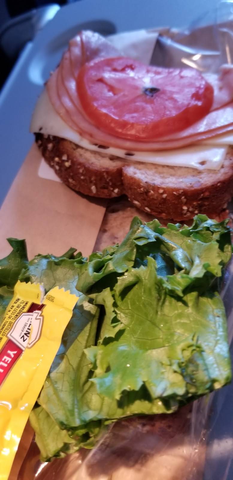 Wolfgang Puck Express | restaurant | 5501 Josh Birmingham Pkwy, Charlotte, NC 28208, USA | 7043594013 OR +1 704-359-4013