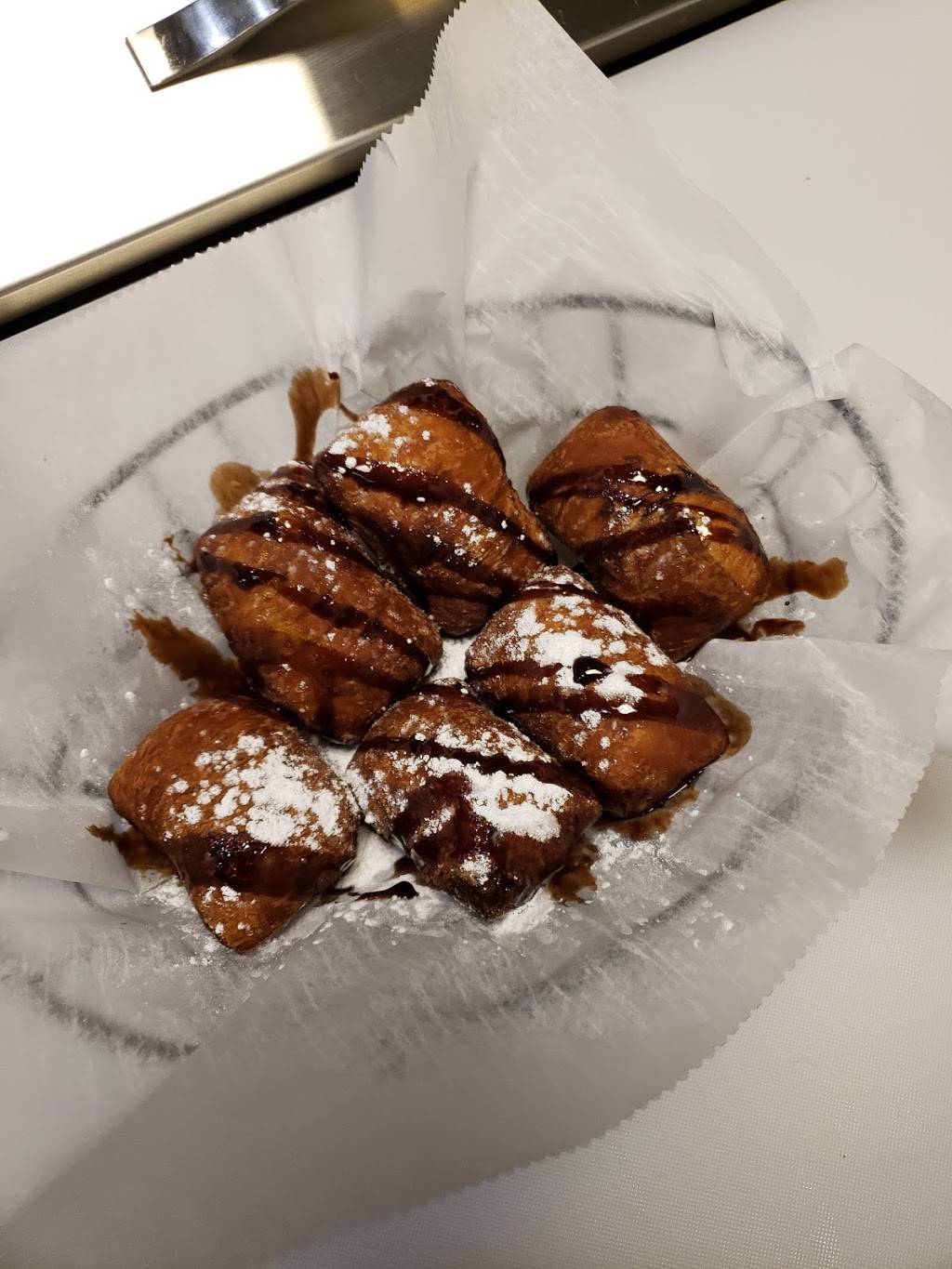 Shaking crab (Nanuet) | restaurant | 114 E Rte 59, Nanuet, NY 10954, USA | 8452159350 OR +1 845-215-9350