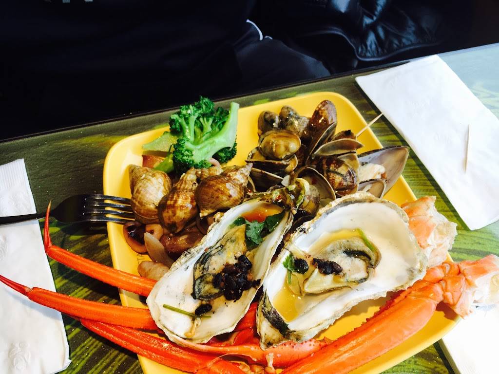 Moonstar | restaurant | 2613, 383 Gellert Blvd, Daly City, CA 94015, USA | 6509922888 OR +1 650-992-2888