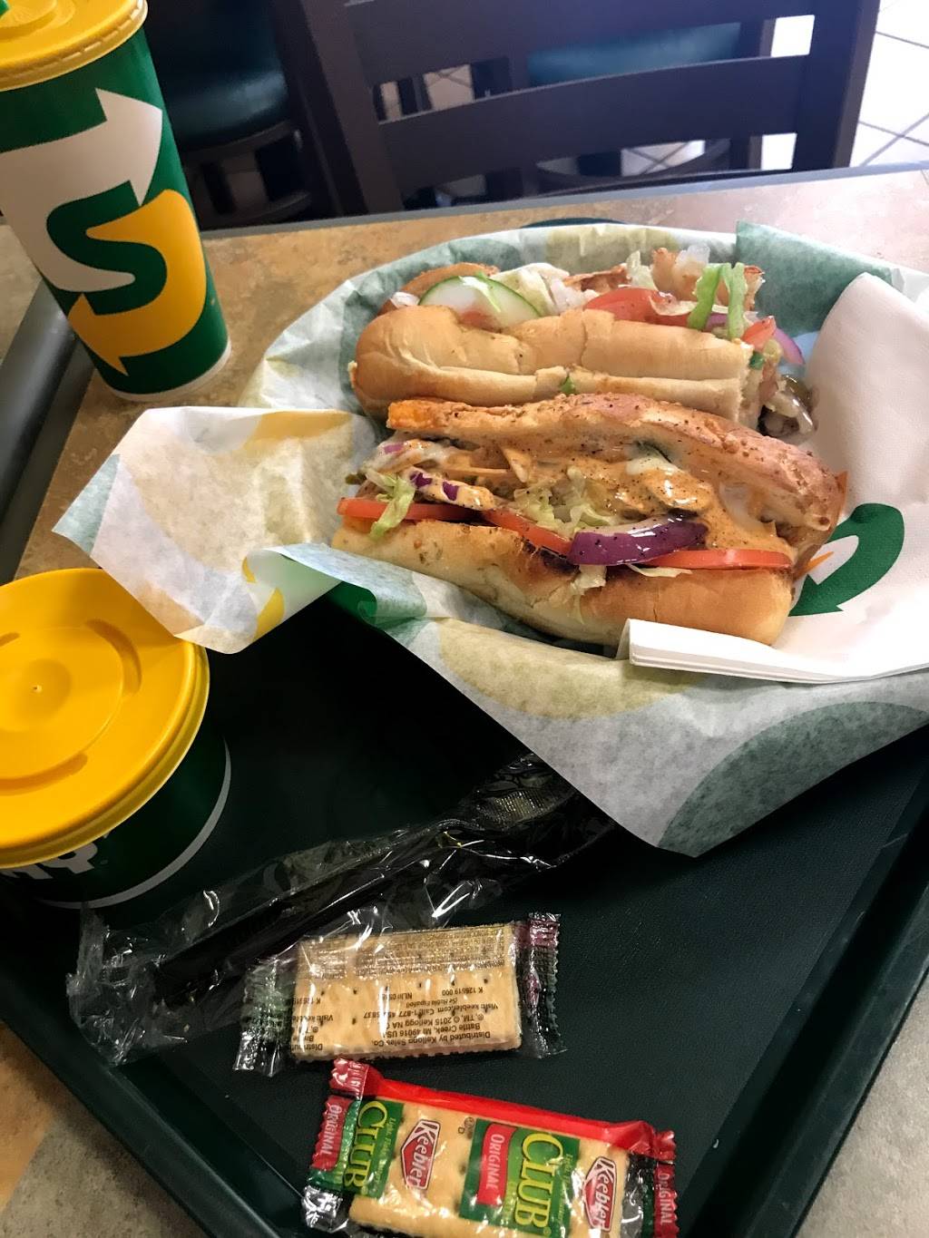 Subway | restaurant | 2513 West Hillsborough Ave Unit 101 Armenia-Hillsborough Junction, Tampa, FL 33614, USA | 8138728200 OR +1 813-872-8200