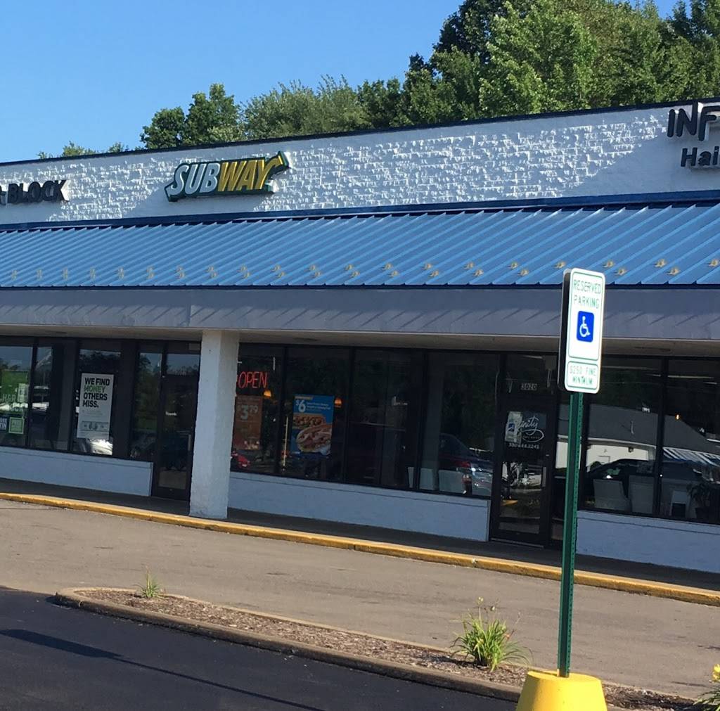 Subway | restaurant | 3022 Graham Rd, Stow, OH 44224, USA | 3306886142 OR +1 330-688-6142