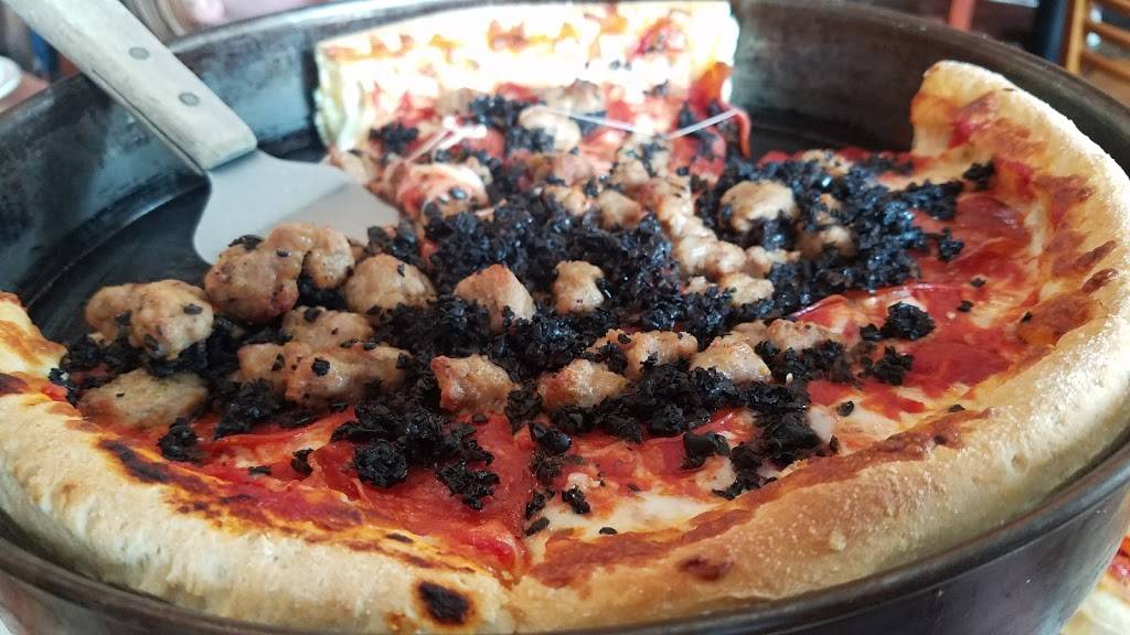 Old Chicago Pizza Restaurant | restaurant | 41 Petaluma Blvd N, Petaluma, CA 94952, USA | 7077633897 OR +1 707-763-3897