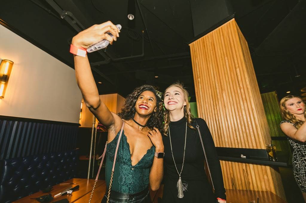 The Admiral | restaurant | 1 Dupont Cir NW, Washington, DC 20036, USA | 2025066696 OR +1 202-506-6696