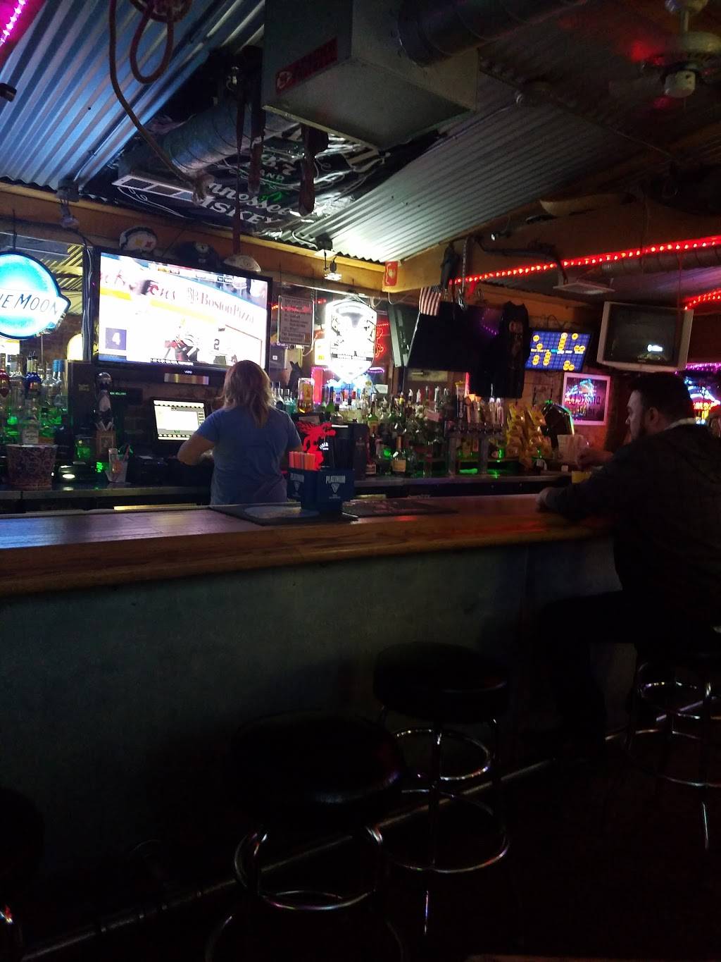 Oasis Saloon | restaurant | 757 Academy Ave, Sanger, CA 93657, USA | 5598751390 OR +1 559-875-1390