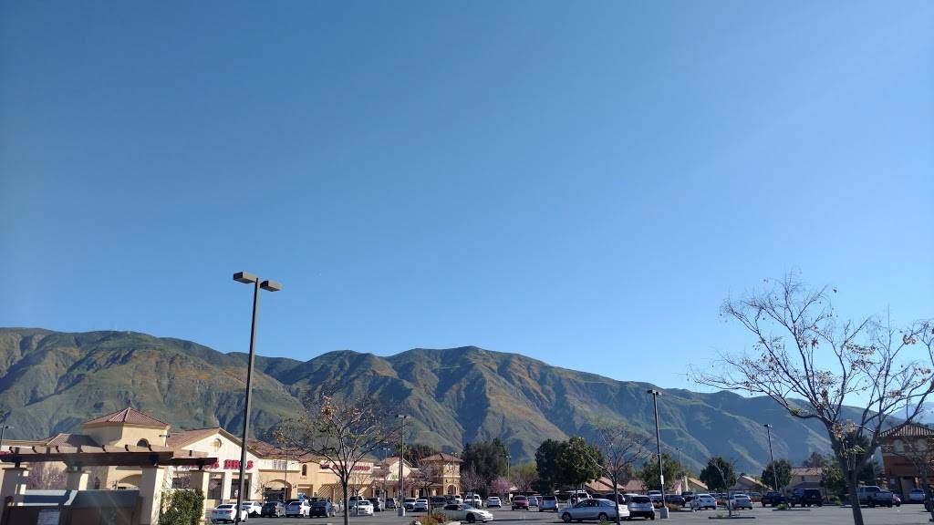 Starbucks | cafe | 1211 N State St A, San Jacinto, CA 92583, USA | 9516540041 OR +1 951-654-0041