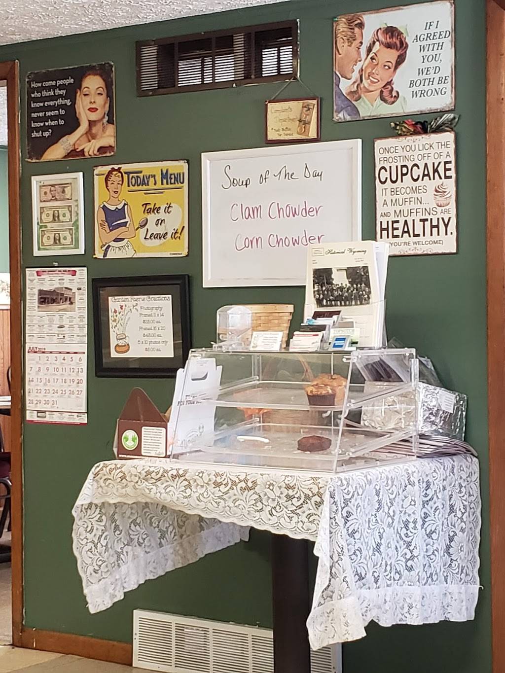 Lauras Country Kitchen | restaurant | 70 N Water St, Gainesville, NY 14066, USA | 5854935950 OR +1 585-493-5950