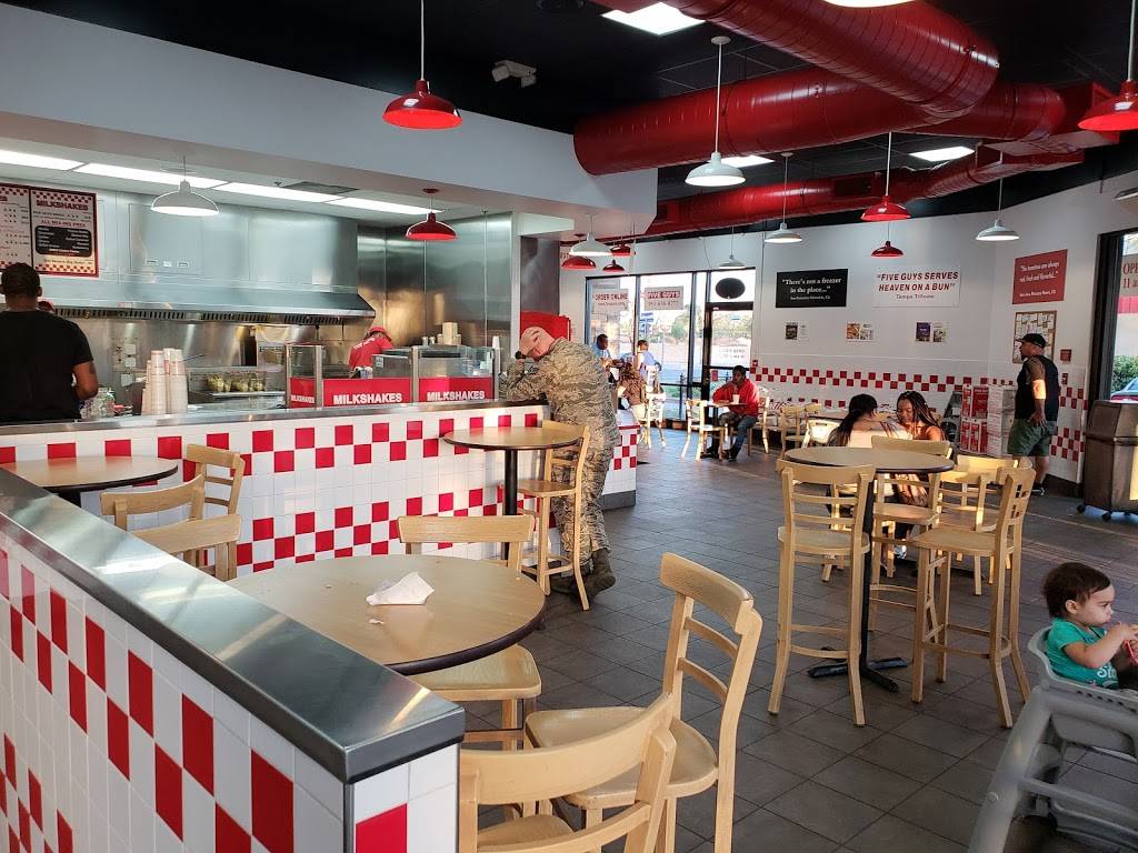 Five Guys | meal takeaway | 12515 Frederick St, Moreno Valley, CA 92553, USA | 9516560777 OR +1 951-656-0777