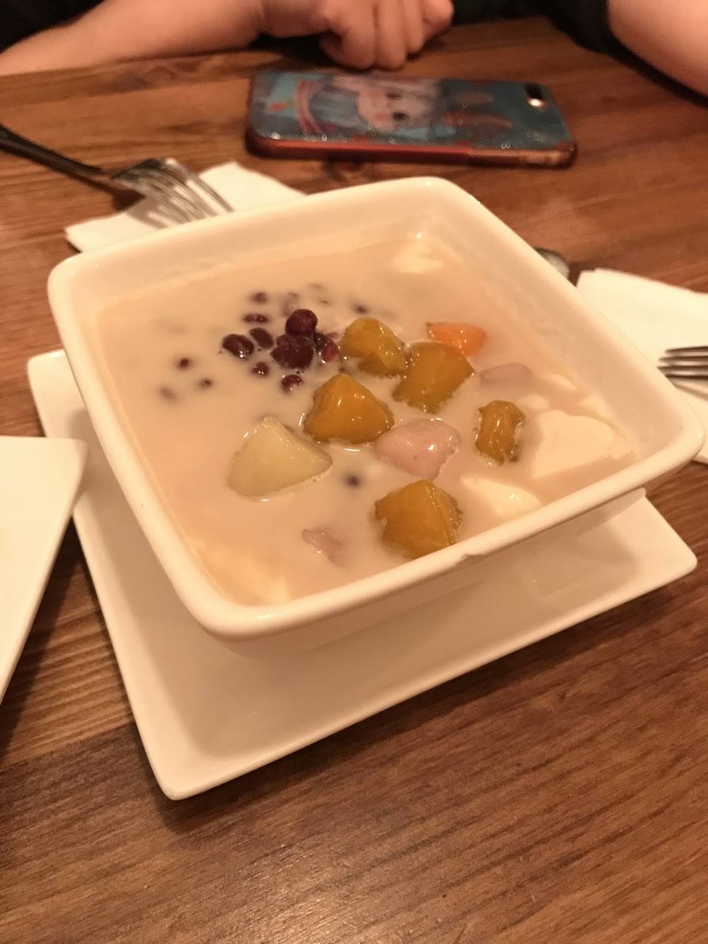 OC Dessert | restaurant | 770 56th St, Brooklyn, NY 11220, USA | 7186793000 OR +1 718-679-3000