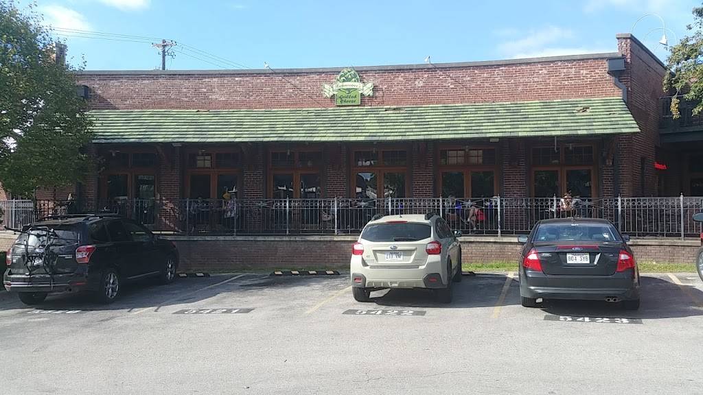 Hammontrees Grilled Cheese | meal takeaway | 326 N West Ave #8, Fayetteville, AR 72701, USA | 4795211669 OR +1 479-521-1669