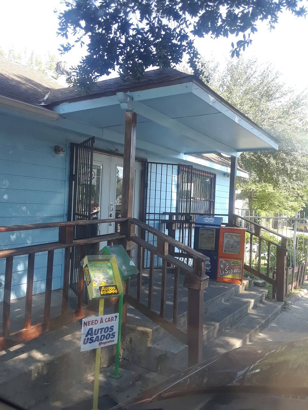 La Playa El Cuco | restaurant | 436 E Crosstimbers St, Houston, TX 77022, USA | 7136944872 OR +1 713-694-4872