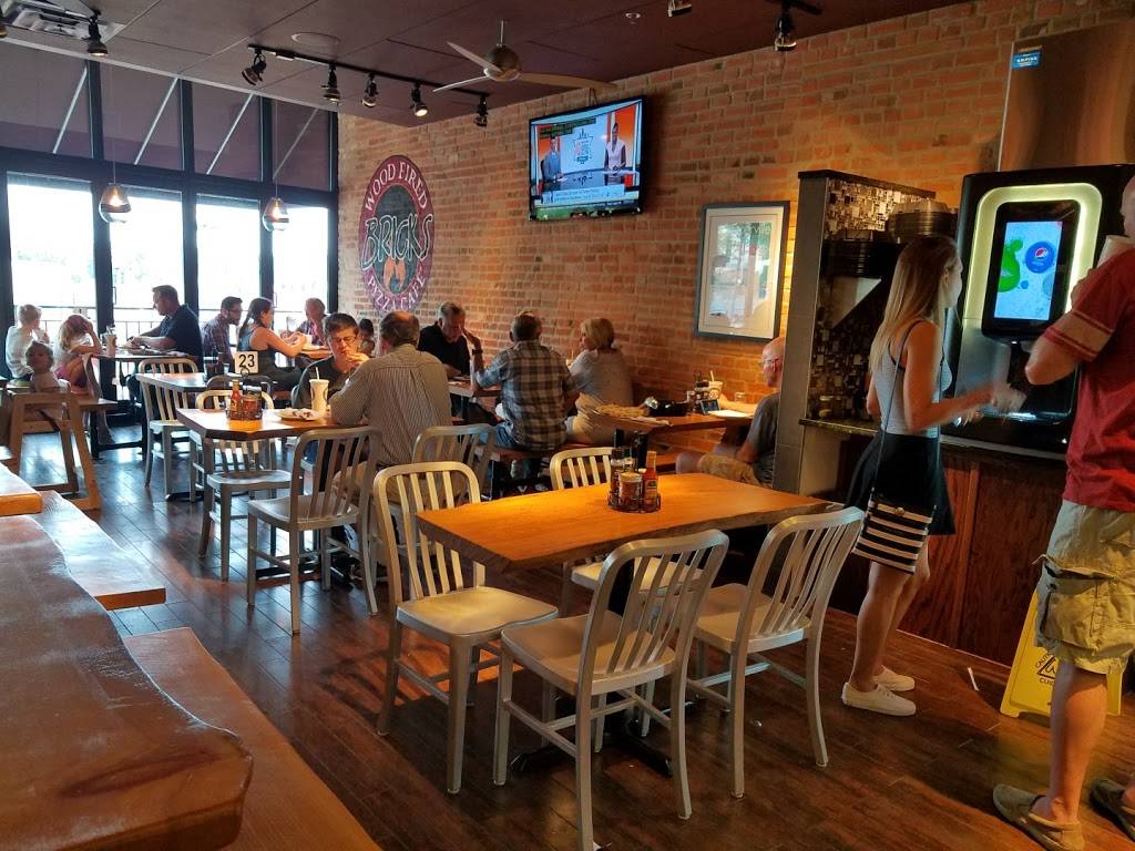 Bricks Wood Fired Pizza | restaurant | 103 E Front St, Wheaton, IL 60187, USA | 6307844620 OR +1 630-784-4620