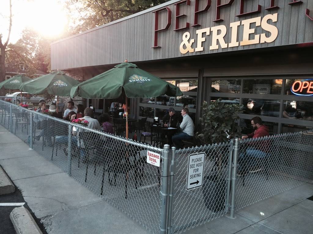 Peppers and Fries | restaurant | 3900 E Lake St, Minneapolis, MN 55406, USA | 6123536730 OR +1 612-353-6730