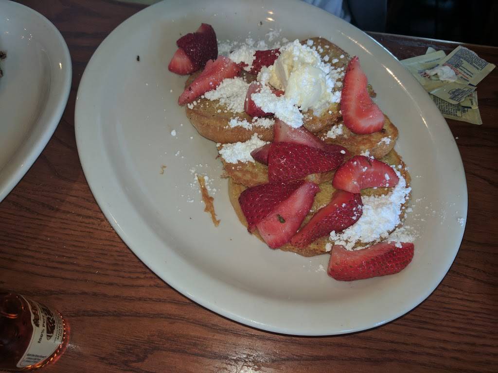 Cracker Barrel Old Country Store | restaurant | 2255 E Sharon Rd, Sharonville, OH 45241, USA | 5137713207 OR +1 513-771-3207