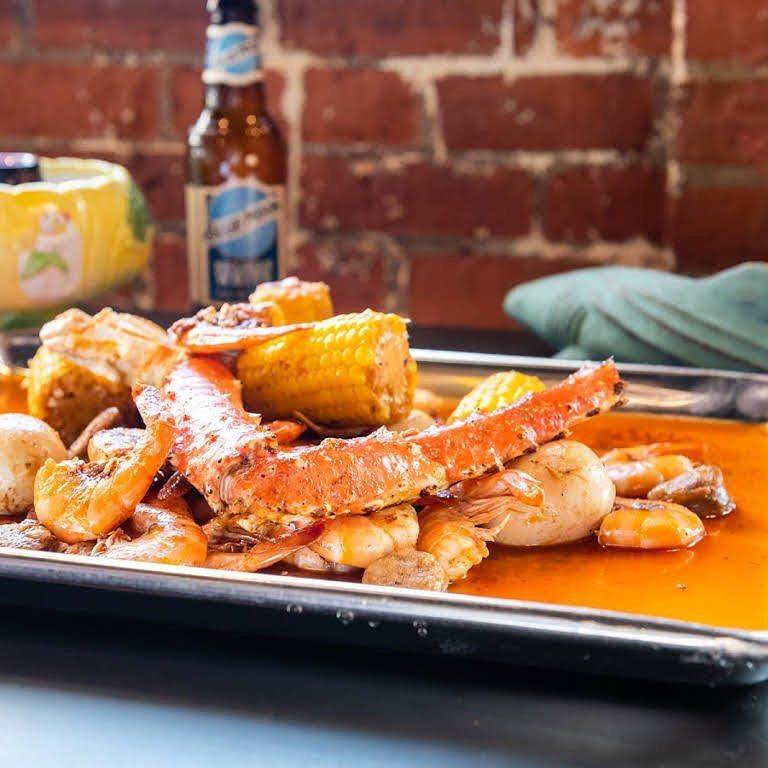 Crafty Crab | restaurant | 4402 N University Dr, Lauderhill, FL 33351, USA | 9545304995 OR +1 954-530-4995