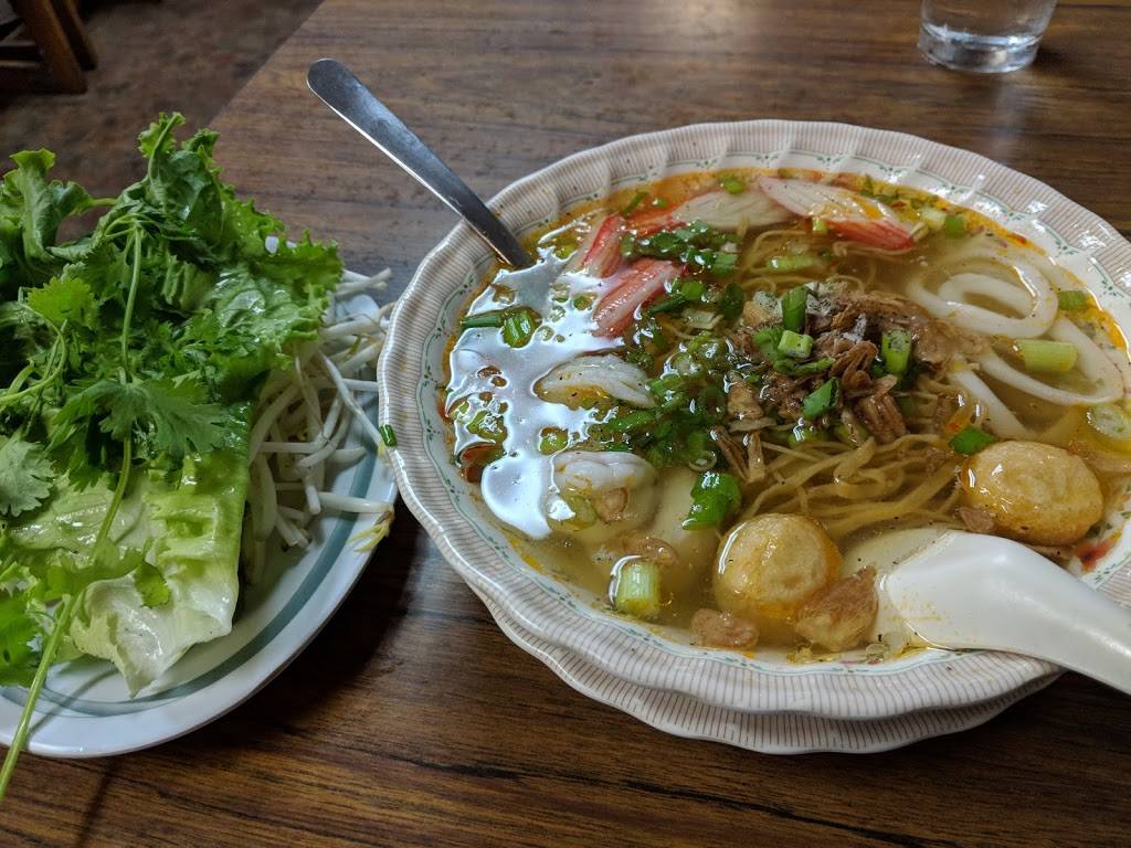 Annie Cafe | restaurant | 308 W Woodlawn Ave, Louisville, KY 40214, USA | 5023634847 OR +1 502-363-4847