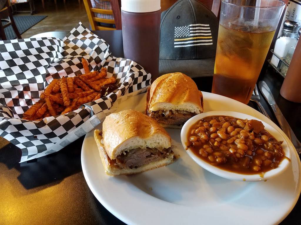 Tin Roof BBQ & Catering | restaurant | 171 S Guild Ave, Lodi, CA 95240, USA | 2093661128 OR +1 209-366-1128