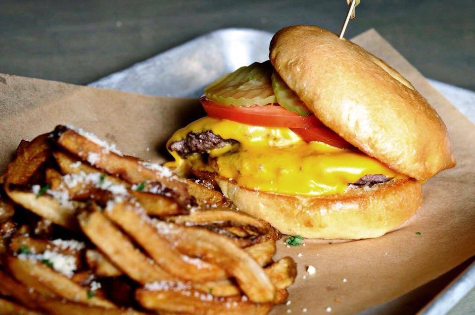 Revelry Tavern | restaurant | 6711 Dublin Center Dr, Dublin, OH 43017, USA | 6143897910 OR +1 614-389-7910