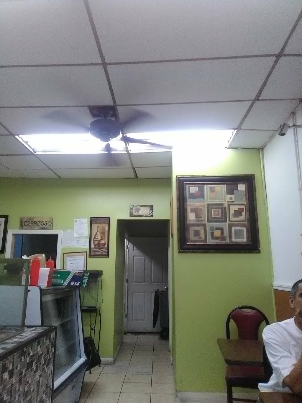 Johnnys Kitchen | meal takeaway | 637 Ocean Ave, Jersey City, NJ 07305, USA | 2013330250 OR +1 201-333-0250