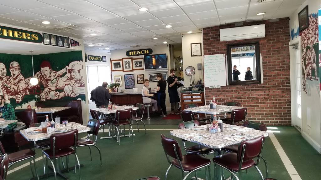 K Ps Restaurant | restaurant | 24 Pommogussett Rd, Rutland, MA 01543, USA | 5088866408 OR +1 508-886-6408