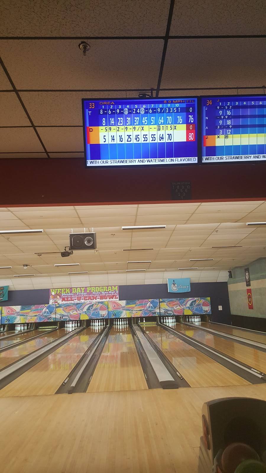 Royal Lanes Family Entertainment Center | meal takeaway | 106 Central Ave, Goose Creek, SC 29445, USA | 8435722695 OR +1 843-572-2695