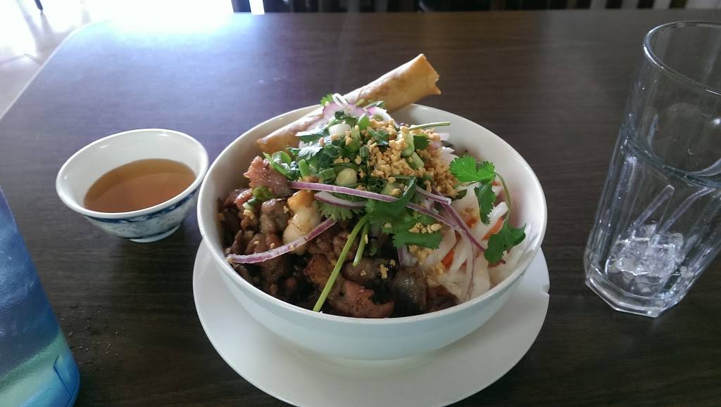 Pho 85 Vietnamese Chinese Restaurant | restaurant | 57075 Twentynine Palms Highway, Yucca Valley, CA 92284, USA | 7603699566 OR +1 760-369-9566