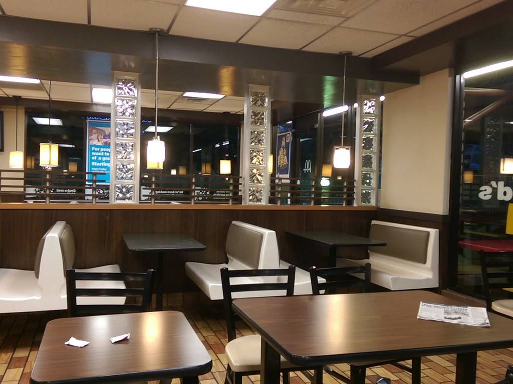McDonalds | cafe | 26902 Trabuco Rd, Mission Viejo, CA 92691, USA | 9498550336 OR +1 949-855-0336