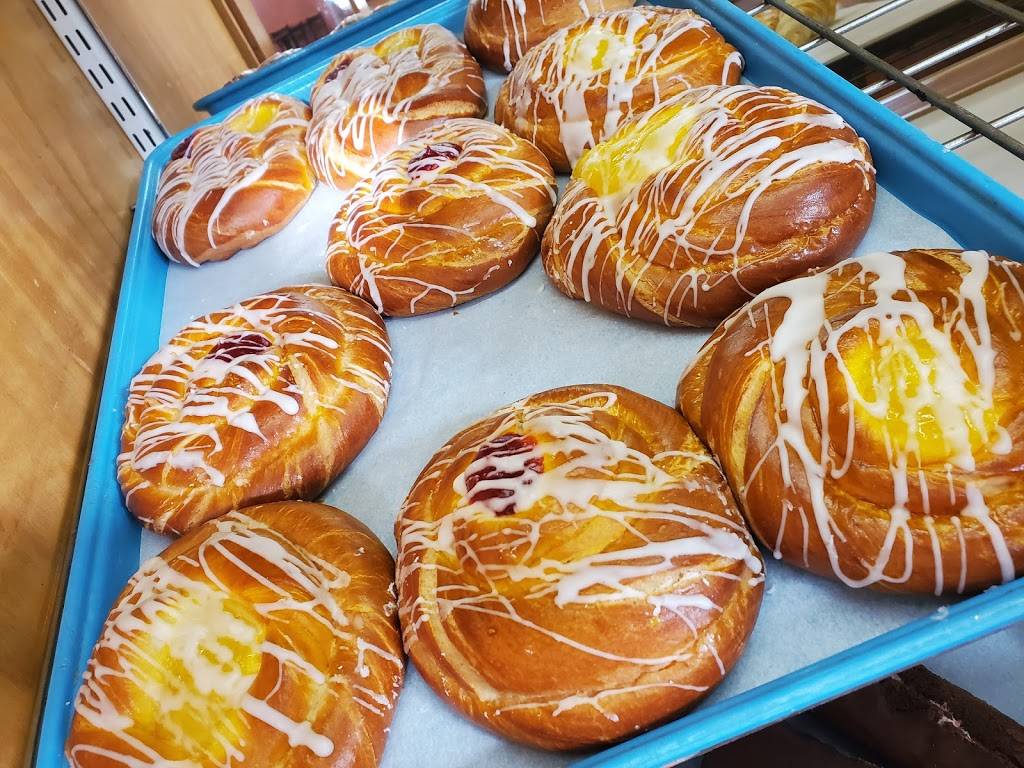 Allis Bakery | bakery | 428 Holcomb St, Springdale, AR 72764, USA | 4793182223 OR +1 479-318-2223