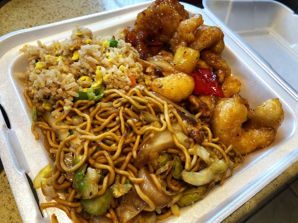 Panda Express | meal takeaway | 2108 E Pacheco Blvd, Los Banos, CA 93635, USA | 2098291235 OR +1 209-829-1235