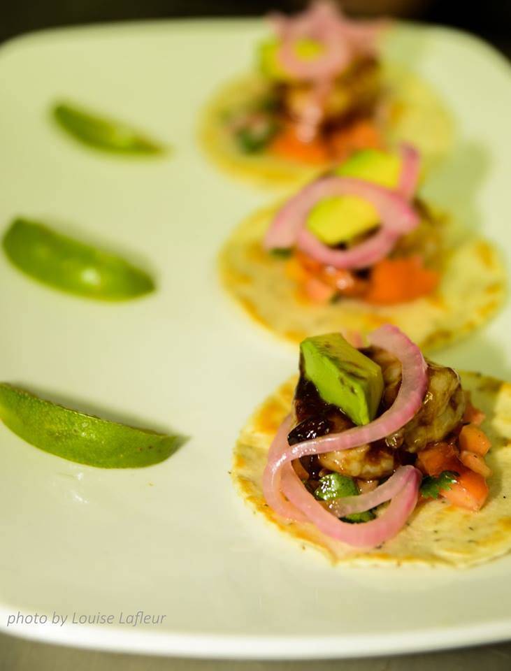 The Lakeside Grill | restaurant | 100 Cedar Cove Rd, White Lake, ON K0A 3L0, Canada | 6136233133 OR +1 613-623-3133